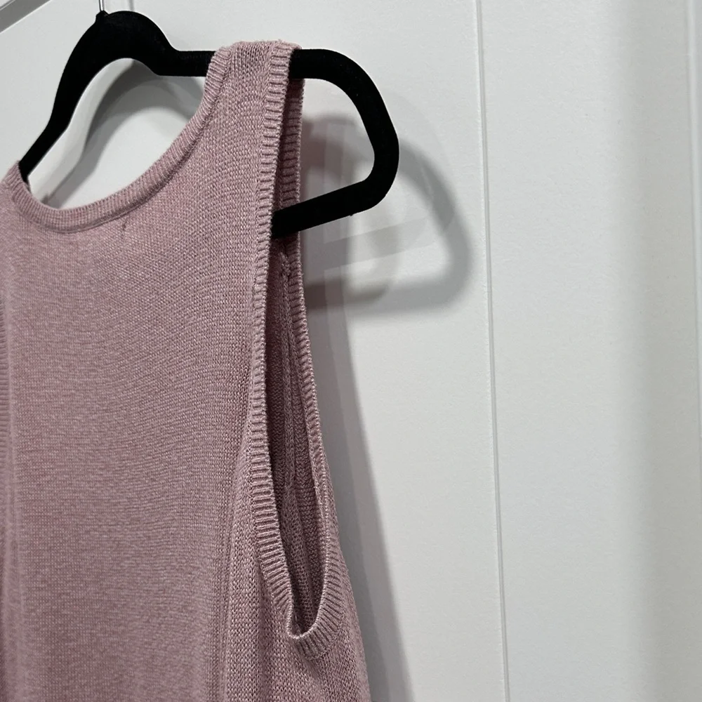 AEO Pink Cold Shoulder Sweater Size Large